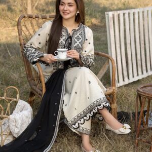 Luxury 3 Pcs Lawn Suit with Embroidered Chiffon Dupatta – Summer Collection 2026